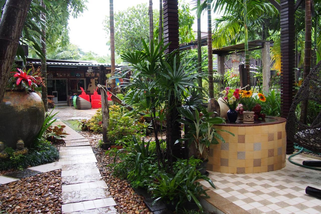 Wiang Kum Kam Resort Chiang Mai Esterno foto